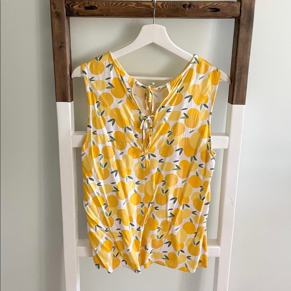 Summery top with ties at the back. Size L - Picture 2 of 2